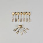 567907 Spoons